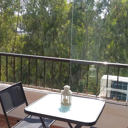 Apartamento En La Milla De Oro, A 100m De La Playa Марбелья