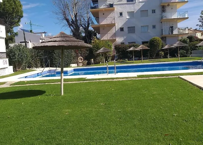 Apartamento En La Milla De Oro, A 100m De La Playa * Марбелья